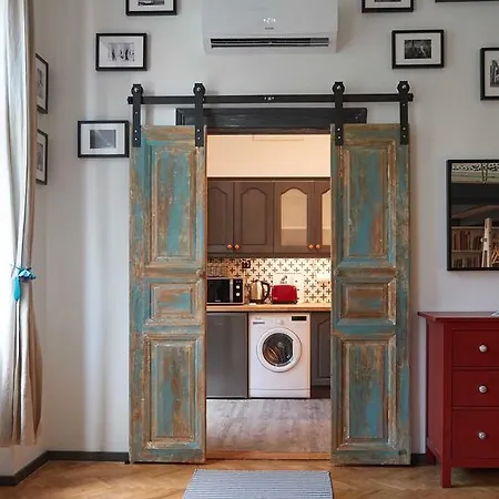 My Art Kinizsi Str Apartment Budapest
