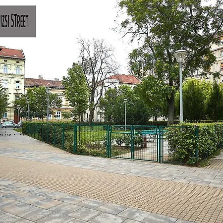 My Art Kinizsi Str Apartment